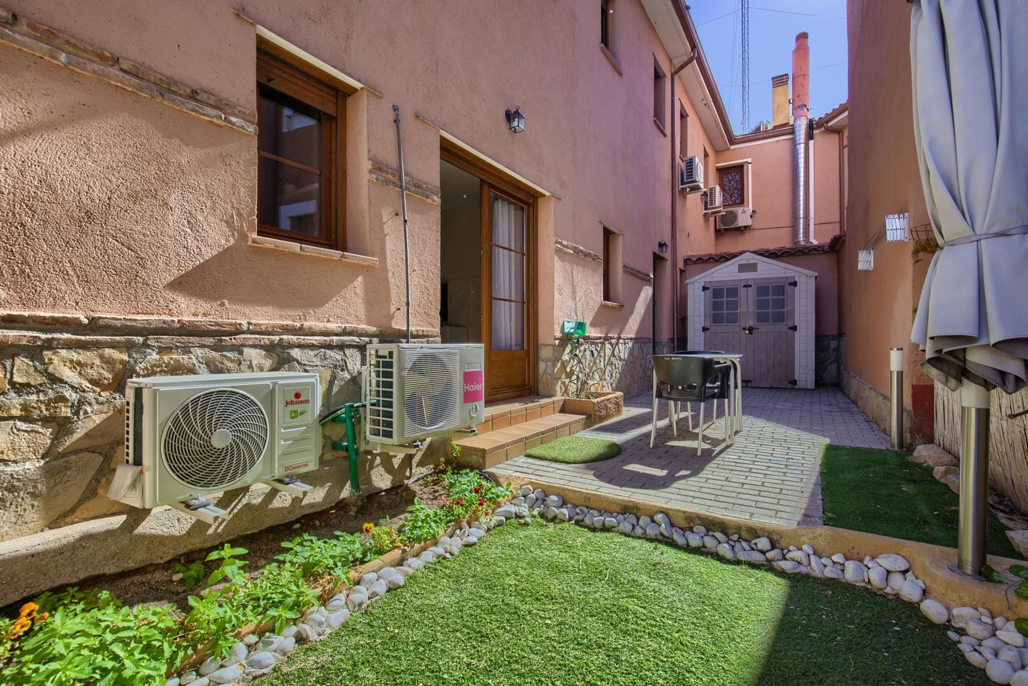 Casona 44 - Apartamento Para 2 Con Wifi, Ac Y Patio Exterior Alcalá de Henares Екстериор снимка