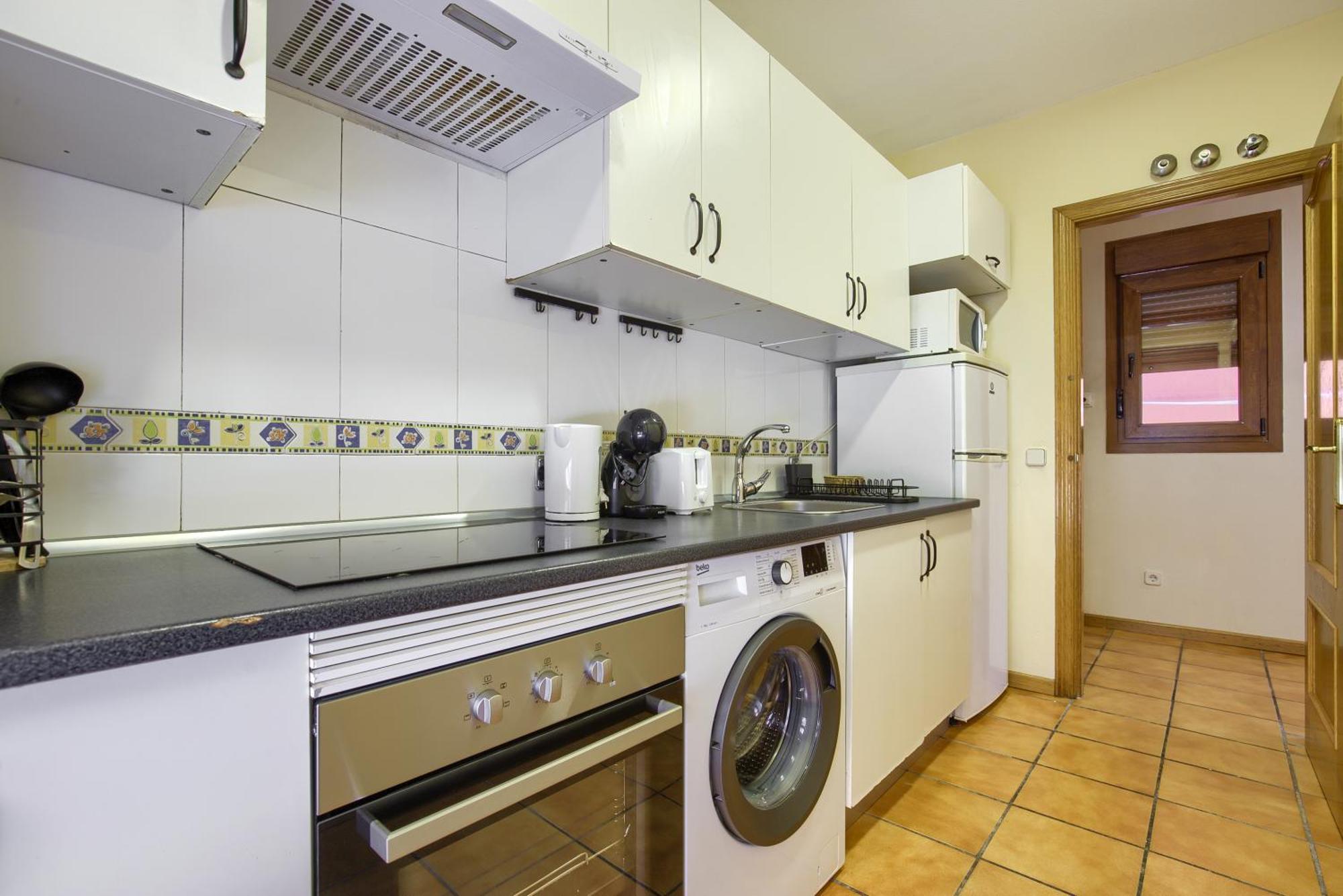 Casona 44 - Apartamento Para 2 Con Wifi, Ac Y Patio Exterior Alcalá de Henares Екстериор снимка